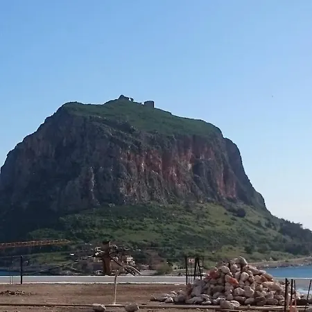 Monemvasia, Vlassis Appartamento Yefira