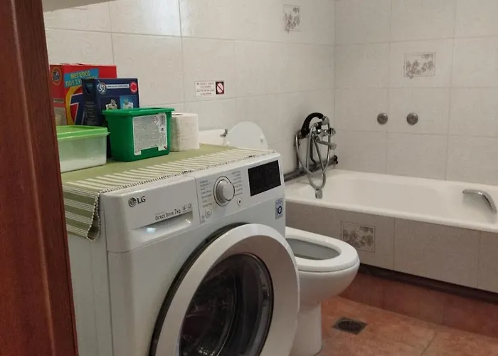 شقة Monemvasia, Vlassis